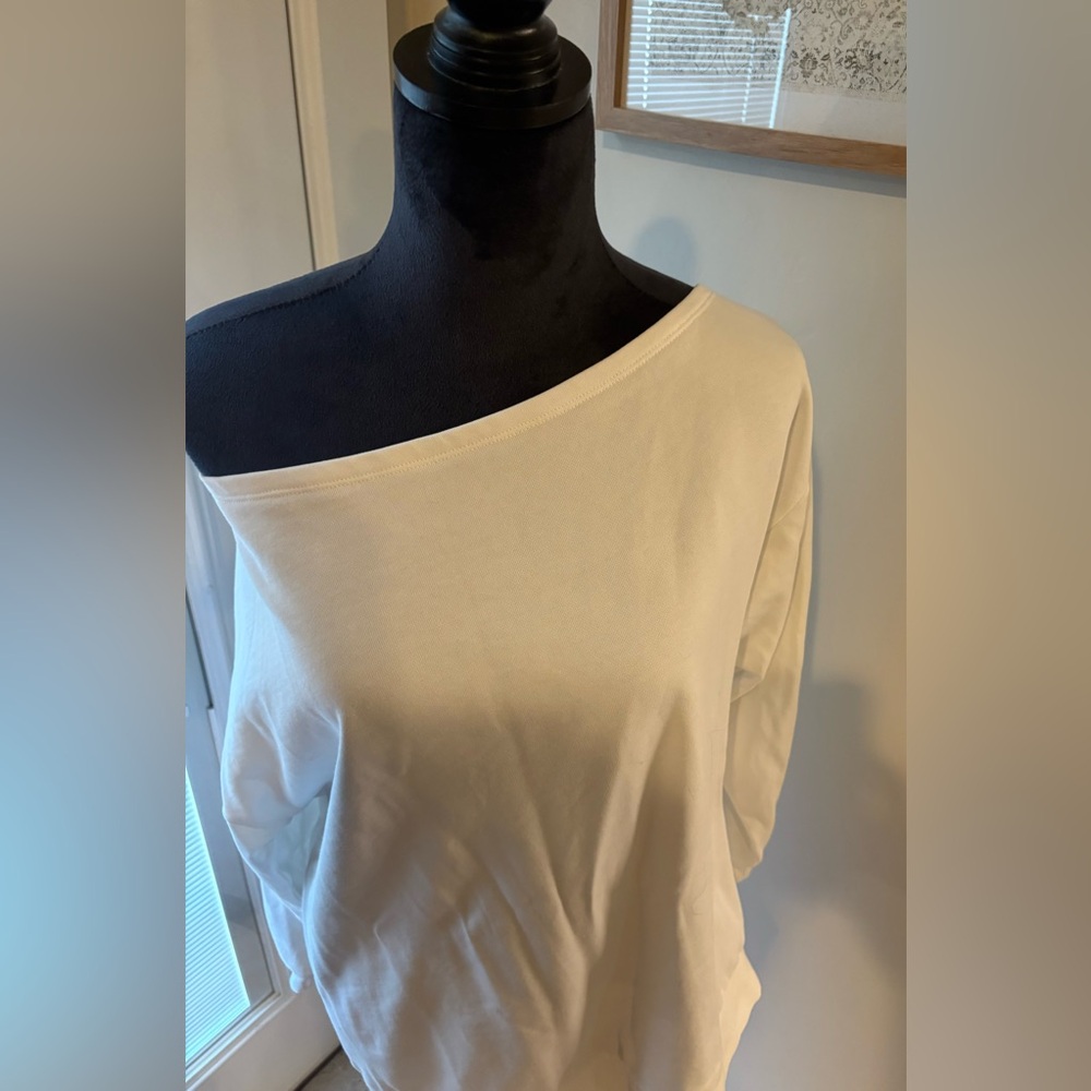 Savvi off shoulder sweatshirt